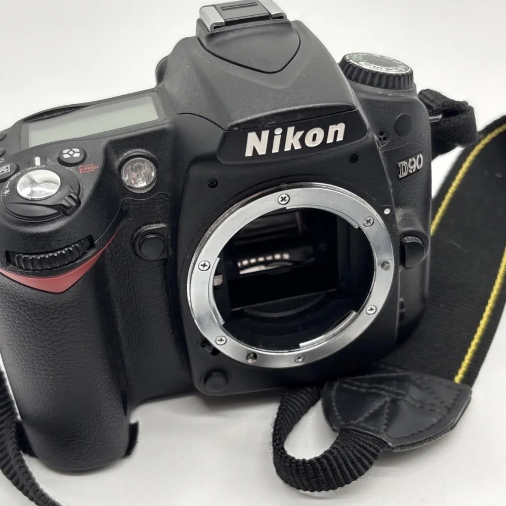 Nikon D90 Digital Camera